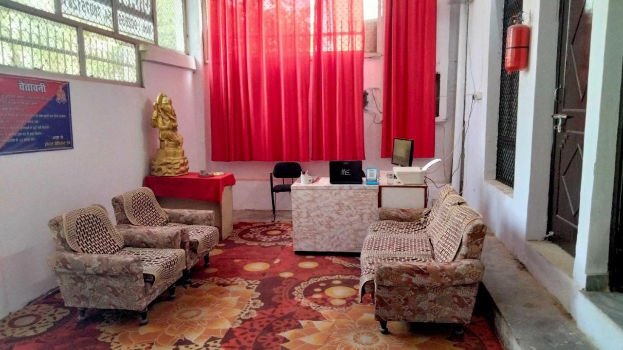 Hotel O Gracious Inn 勒克瑙 外观 照片